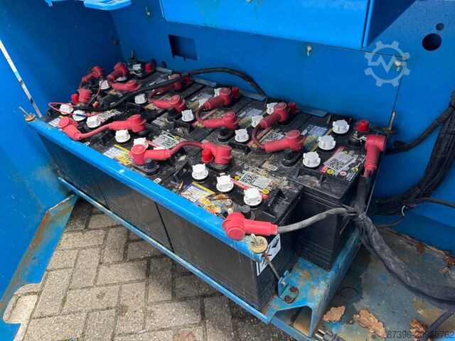 Scissor lift Genie GS3369DC Hoogwerker Schaarhoogwerker