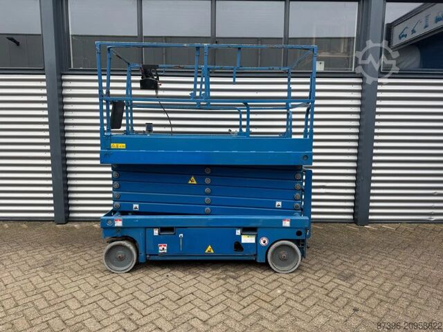 Scissor lift Haulotte Compact 14 Hoogwerker Schaarhoogwerker