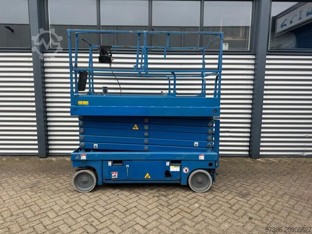 Scissor lift Haulotte Compact 14 Hoogwerker Schaarhoogwerker