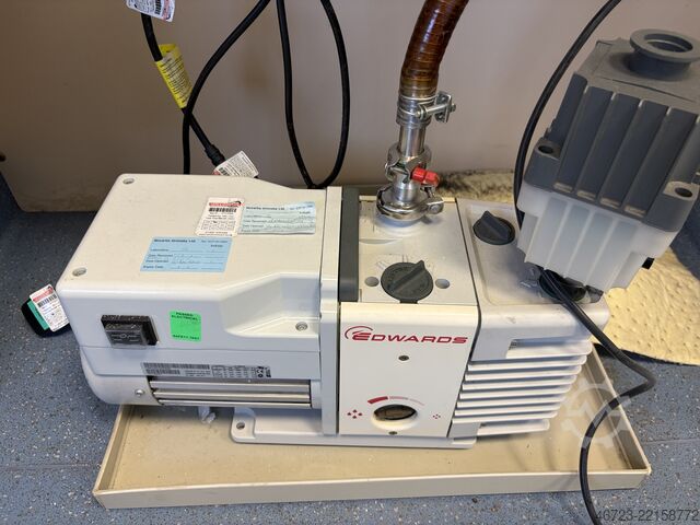 Gas Chromatograph Mass Spectrometer Shimadzu GC-2010 PLUS / GCMS-QP2020 / AOC-5000