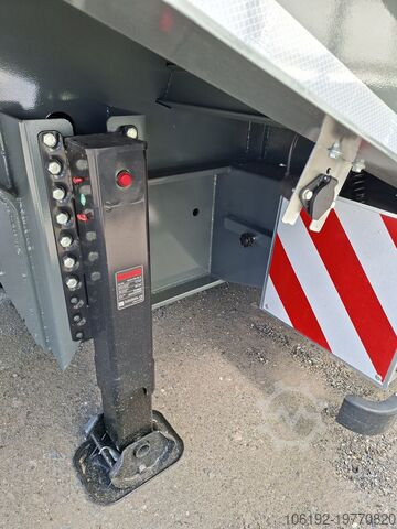 Tieflader-Sattelauflieger GVN Tieflader