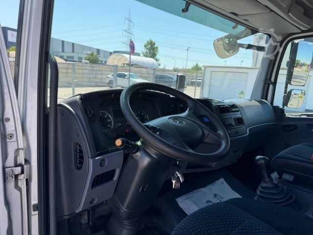 Abschleppwagen MERCEDES-BENZ Atego 822 Abschleppwagen Verschiebeplateau OMARS