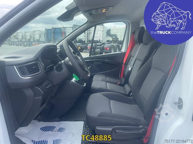 Panel van Renault Trafic Trafic 3 150.30 EDC6 L1H1
