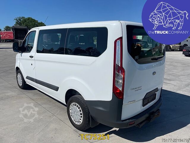 Passenger transportation Ford Transit Transit kombi 130.35 9 places