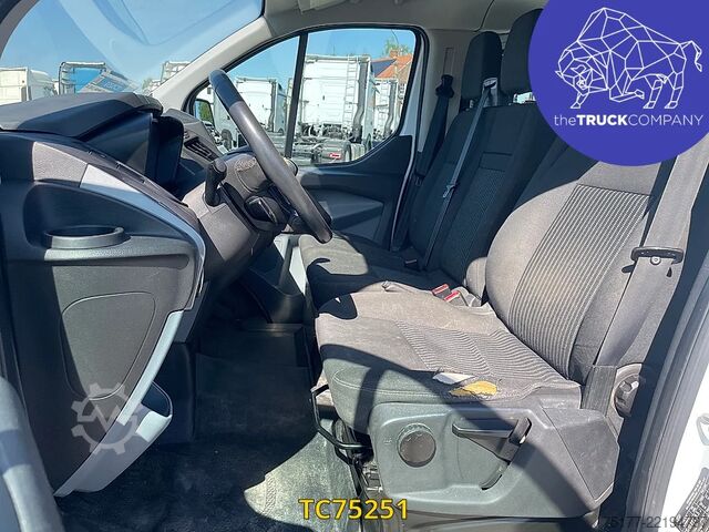 Passenger transportation Ford Transit Transit kombi 130.35 9 places