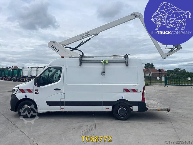 Lifting platform Renault Master 145.35 nacelle
