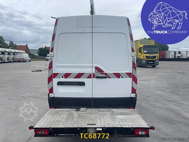 Lifting platform Renault Master 145.35 nacelle