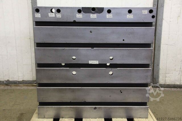 Clamping angle unbekannt 690/700/H693 mm