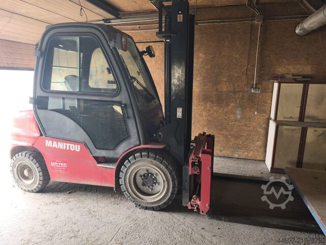 Geländestapler MANITOU MI35 T