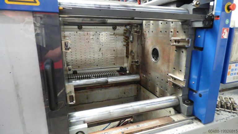 Plastic injection molding machine TOYO INJECTION SA-180V-M 300