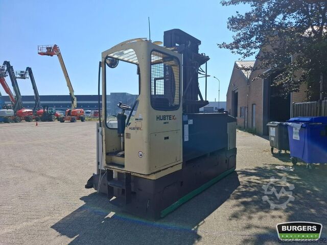 Side-loader forklift Hubtex MQ30
