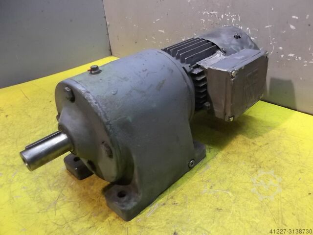 Gear motor 0.37 kW 42 rpm SEW-EURODRIVE R60DT71D4BHZ