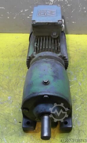 Gear motor 0.55 kW 100 rpm SEW-EURODRIVE R40DT80K4B