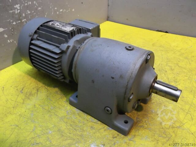 Gear motor 0.25 kW 41 rpm SEW-EURODRIVE R40DT71C4