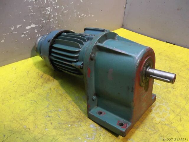 Gear motor 0.075 kW 14.5 rpm Bauer DK680/163L
