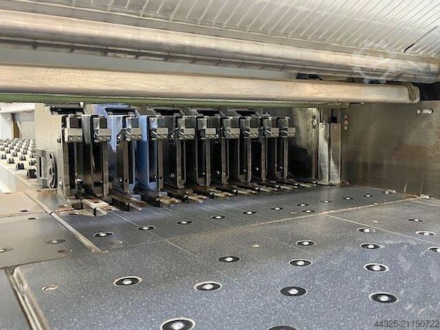 Plattensäge mit automatischer Beschickung HOLZMA HPL 380/43/22