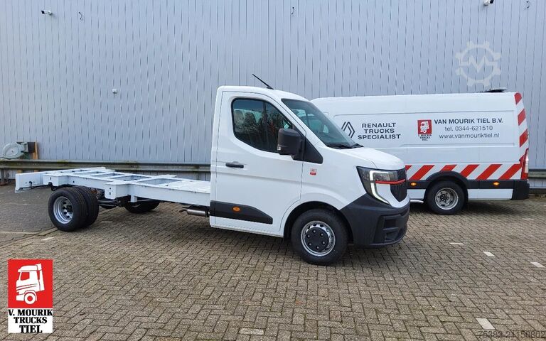 Fahrgestell mit Fahrerhaus Renault MASTER NEW 170.35 CHASSIS RTWD DUBBELLUCHT