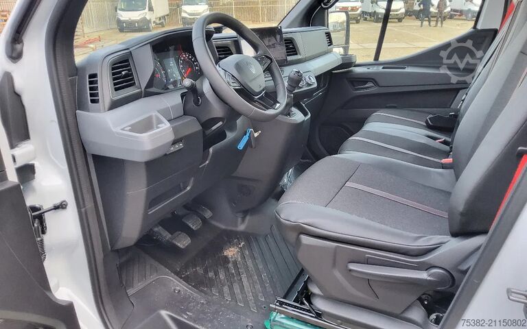 Fahrgestell mit Fahrerhaus Renault MASTER NEW 170.35 CHASSIS RTWD DUBBELLUCHT