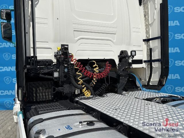 Standard tractor unit Scania R 450 A4x2NB DIFF-L RETARDER FULL AIR PARK AIRCO 8