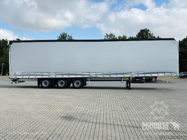 Open semitrailer with tarp Schmitz Cargobull Curtainsider Mega Getränke