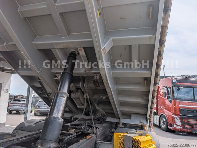 Three-sided tipper truck MAN TGS 33.500 / Manual /Meiller BORDMATIK/WENIG KM