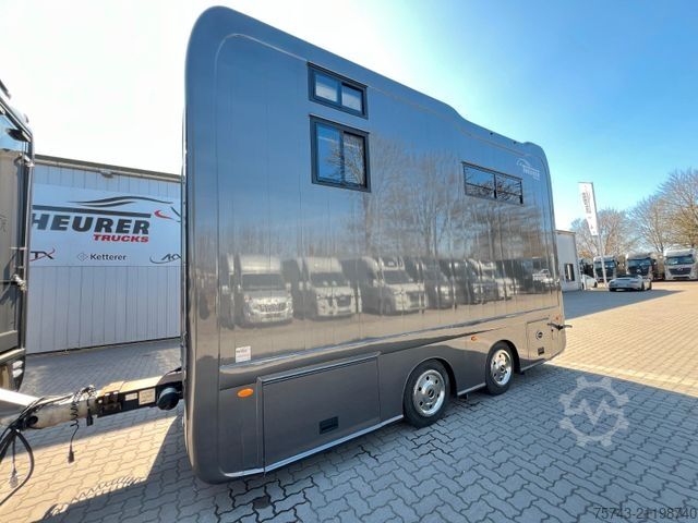 Horse transport trailer  STX Trailer  3-4 Pferde Wohnung, Dusche