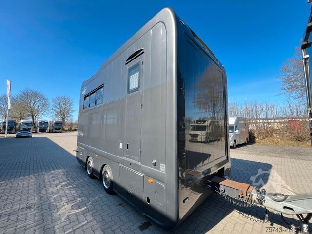 Horse transport trailer  STX Trailer  3-4 Pferde Wohnung, Dusche