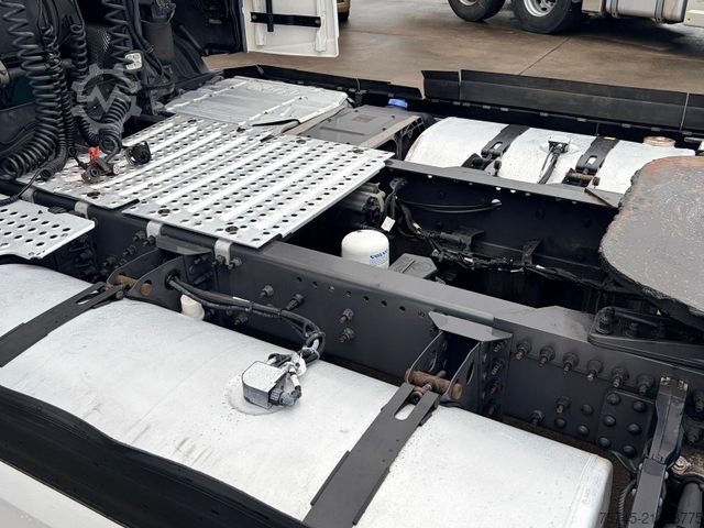 Standard SZM VOLVO FH 500 * I SAVE * ACC * XL * I COOL * LED