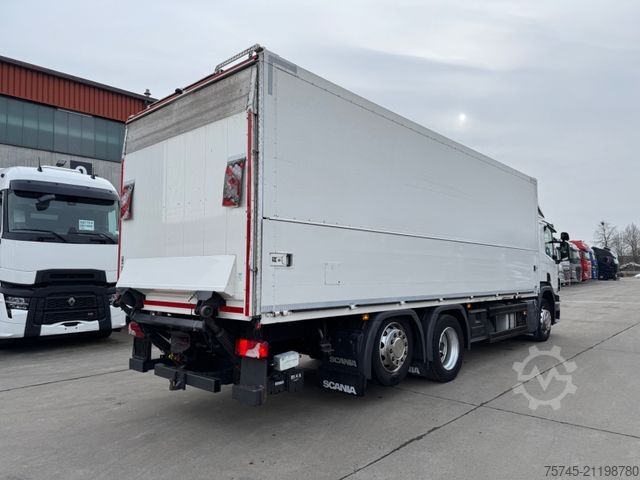 LKW mit Getränkeaufbau SCANIA P 320 * GETRÄNKEWAGEN * LBW 2 TON * GEPFLEGT*TÜV