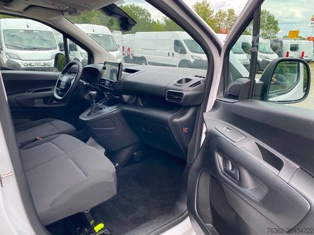 Box wagon long FIAT Doblo Kastenwagen XL 1.5 Klima Kamera