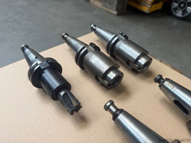 Tool holder Sortiment Werkzeugaufnahmen 27 Stück SK40