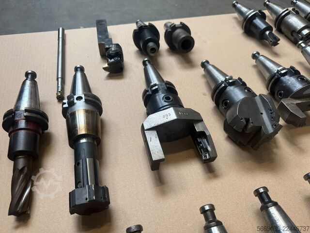 Tool holder Sortiment Werkzeugaufnahmen 27 Stück SK40