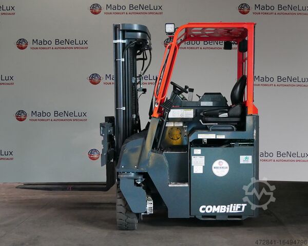 Four-way forklift Combilift CB40E