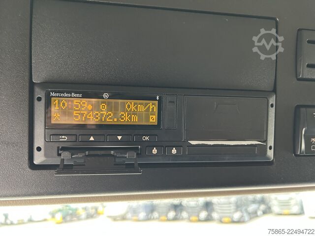 Standard tractor Mercedes-Benz Actros 1842 Streamspace / 574 dkm / Tacho V2 / ...