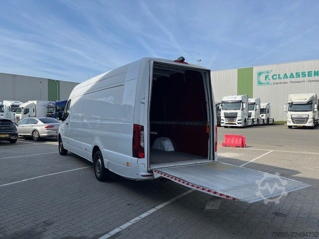 Panel van Mercedes-Benz Sprinter 319 3.0 V6 CDI / Sleeper Cab / L4 H3 /...