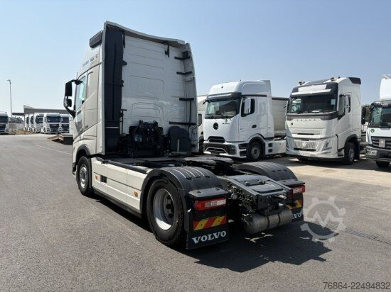 Standard tractor unit VOLVO FH 500 EURO 6, I-SHIFT, STANDKLIMA