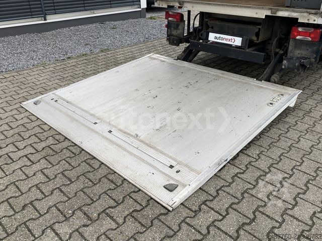 Transporter mit Koffer IVECO Daily 70C18H DoKa Aut.*WERKSTATT* LBW+6-SITZE