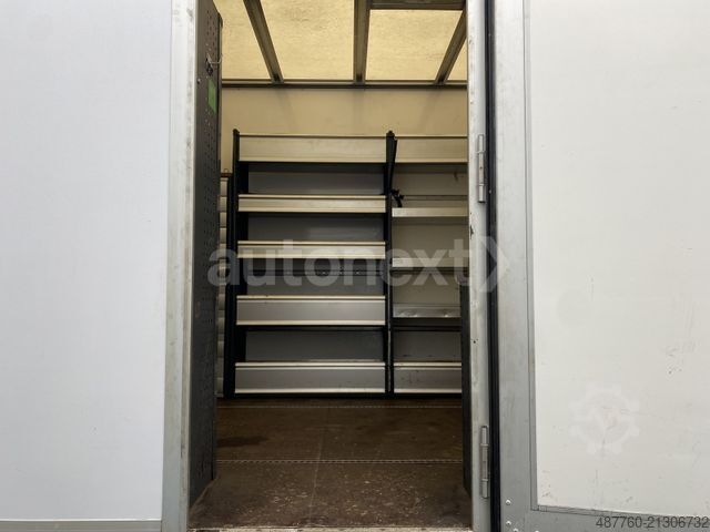 Transporter mit Koffer IVECO Daily 70C18H DoKa Aut.*WERKSTATT* LBW+6-SITZE