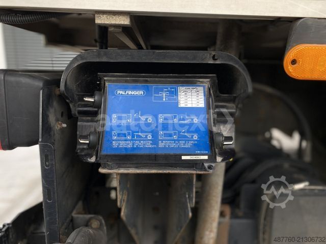 Transporter mit Koffer IVECO Daily 70C18H DoKa Aut.*WERKSTATT* LBW+6-SITZE