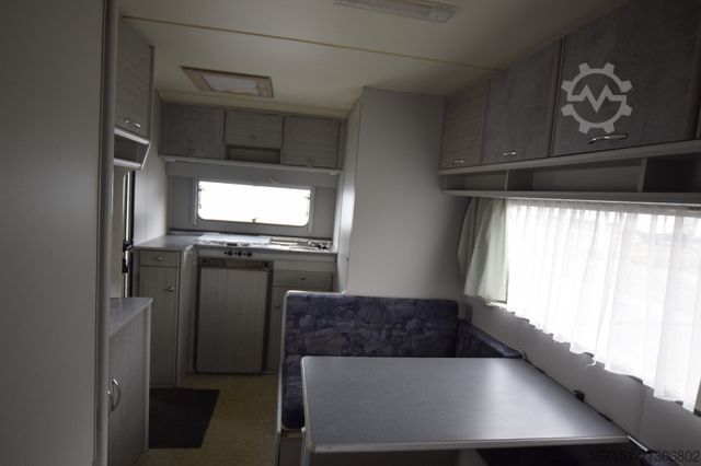 Wohnwagen DELTA 4600 MD mit Vorzelt