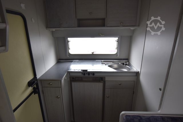 Wohnwagen DELTA 4600 MD mit Vorzelt