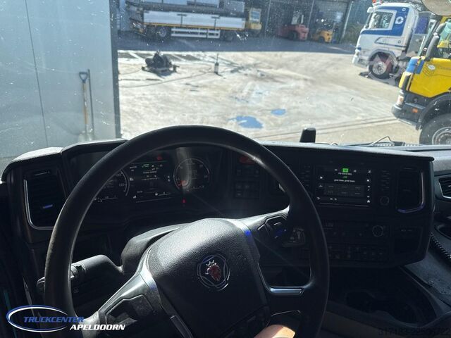 Standard tractor Scania G370 4x2 Retarder