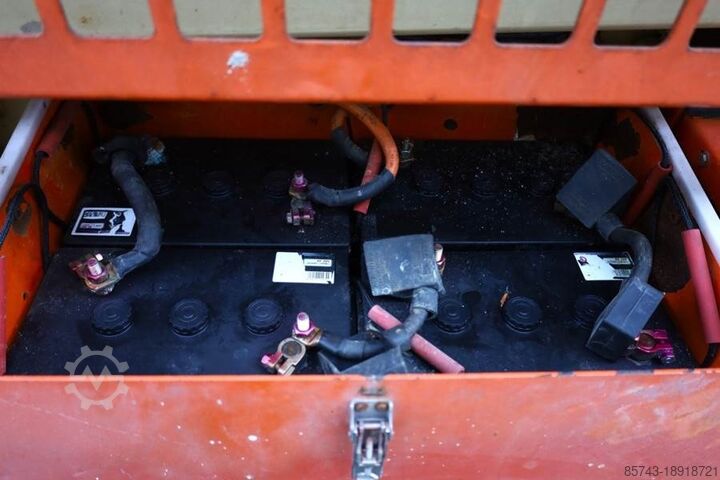 Scherenhebebühne JLG 3369LE Electric, 12m Working Height, 450kg Capacit