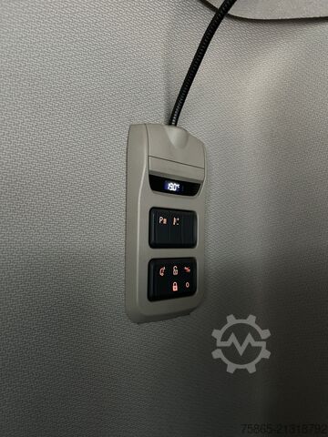 Volume tractor DAF CF 410 FT Space Cab / Mega / 787 dkm / Hefschot...