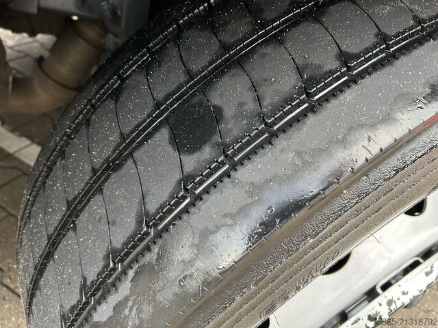 Volume tractor DAF CF 410 FT Space Cab / Mega / 787 dkm / Hefschot...