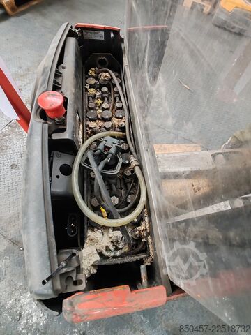 Pallet Stackers Linde L10 bad battery