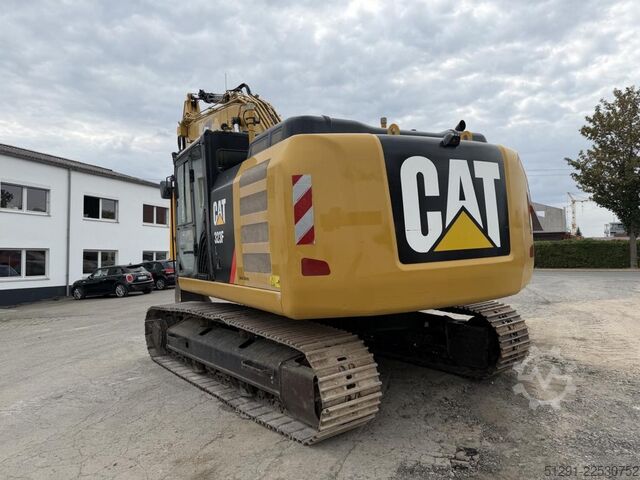 EXCAVATOR Caterpillar 323 FL