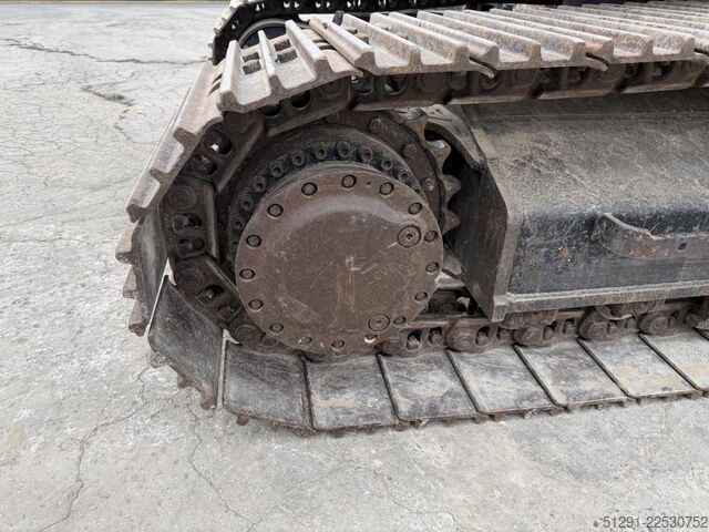 EXCAVATOR Caterpillar 323 FL