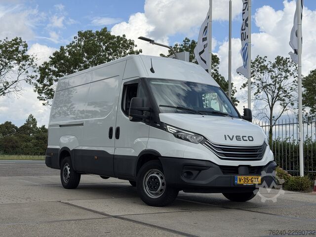 Iveco Daily 35S16V HA8 2.3L 160pk L3H2 W3520L | Automaat | Adaptive Cruise | Camera | Trekhaak | Iveco Daily 35S16V HA8 2.3L 160pk L3H2 W3520L | Autom...
