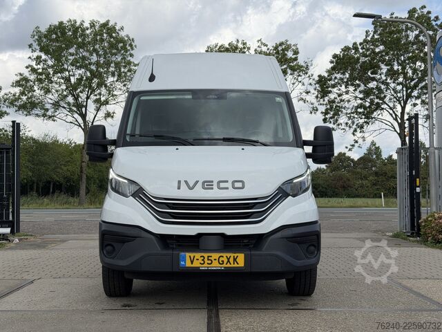 Iveco Daily 35S16V HA8 2.3L 160pk L3H2 W3520L | Automaat | Adaptive Cruise | Camera | Trekhaak | Iveco Daily 35S16V HA8 2.3L 160pk L3H2 W3520L | Autom...